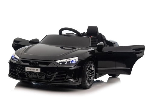pol_pl_Auto-Na-Akumulator-Audi-E-Tron-GT-Czarne-QLS-6888-11953_3.jpg